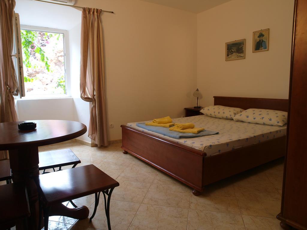 Apartments Obala Dragovic Petrovac الغرفة الصورة
