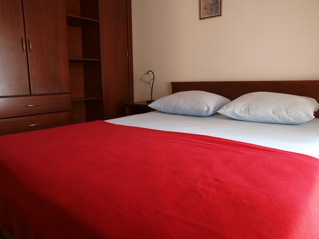 Apartments Obala Dragovic Petrovac الغرفة الصورة