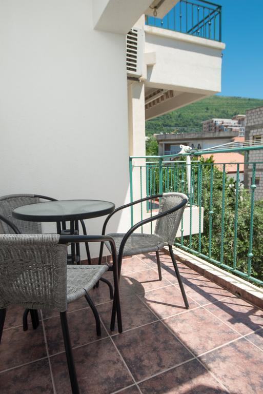 Apartments Obala Dragovic Petrovac المظهر الخارجي الصورة