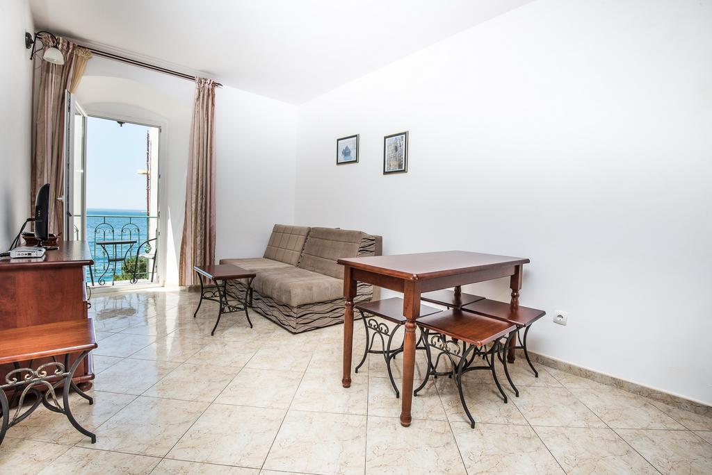 Apartments Obala Dragovic Petrovac المظهر الخارجي الصورة