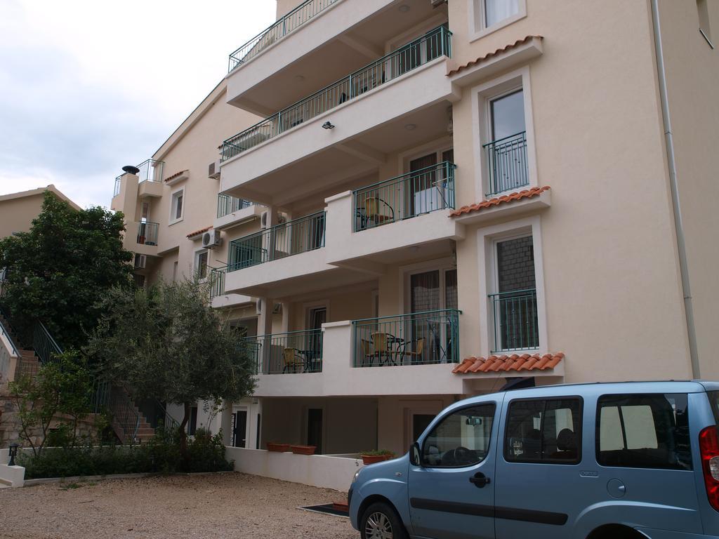 Apartments Obala Dragovic Petrovac المظهر الخارجي الصورة